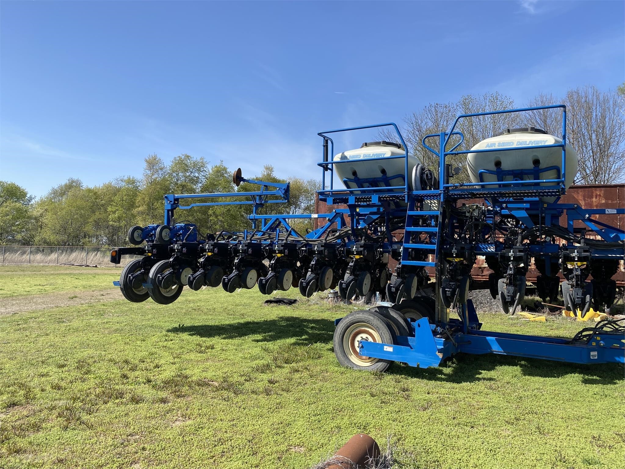 2014 Kinze 3600 ASD Planter
