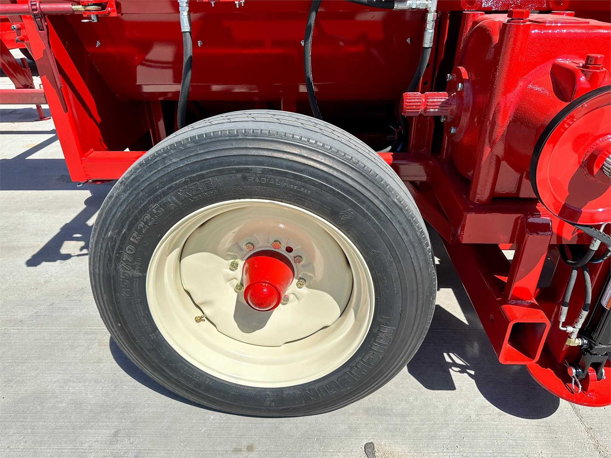 2026 Kelly Ryan 10FT Centerline Bale Wrapper