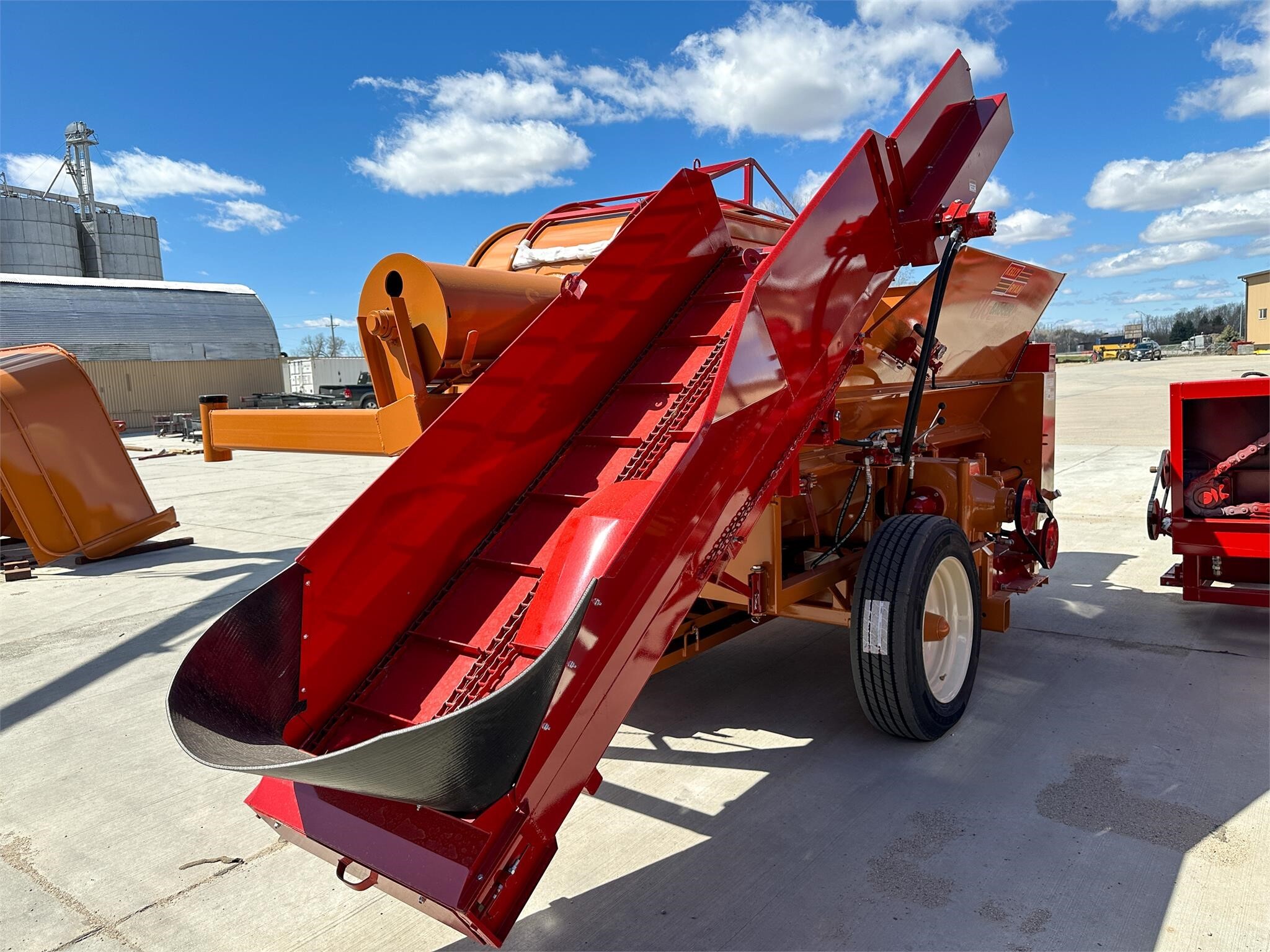 2026 Kelly Ryan 8ft Centerline Grain Bagger