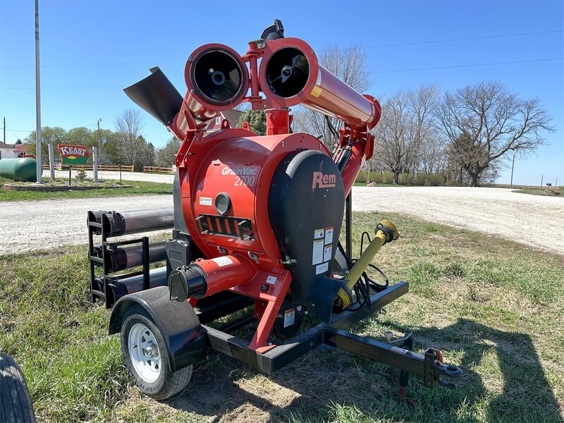 ren 2700 Used Rem 2700 Grain Vacs for Sale - 9 Listings | Machinery Pete