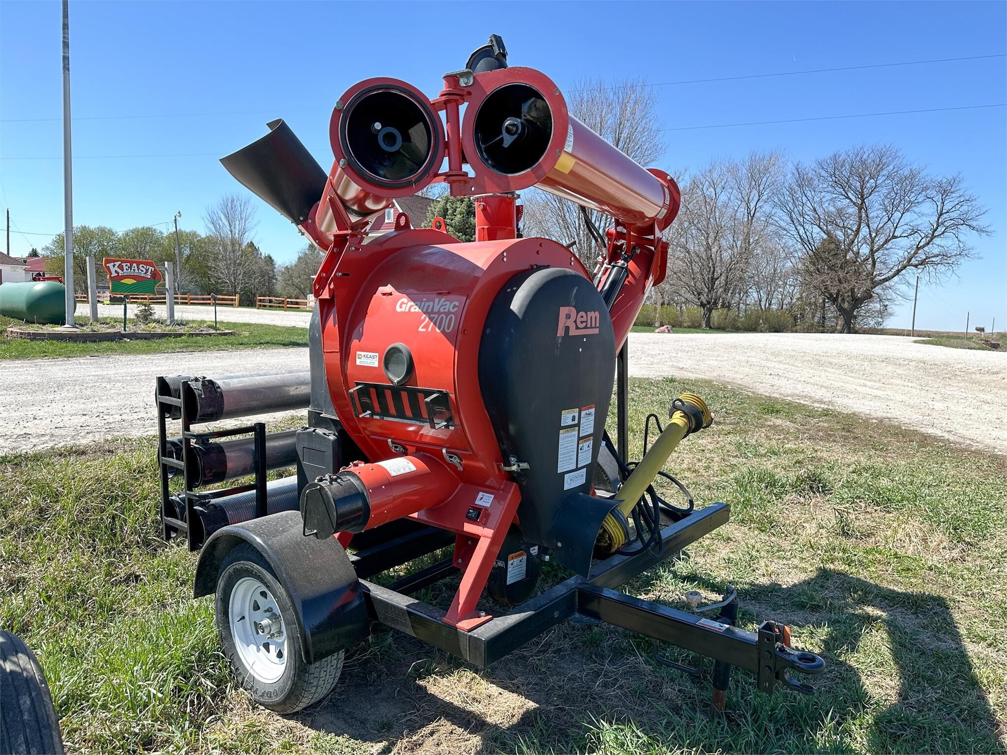 2011 Rem 2700 Grain Vac