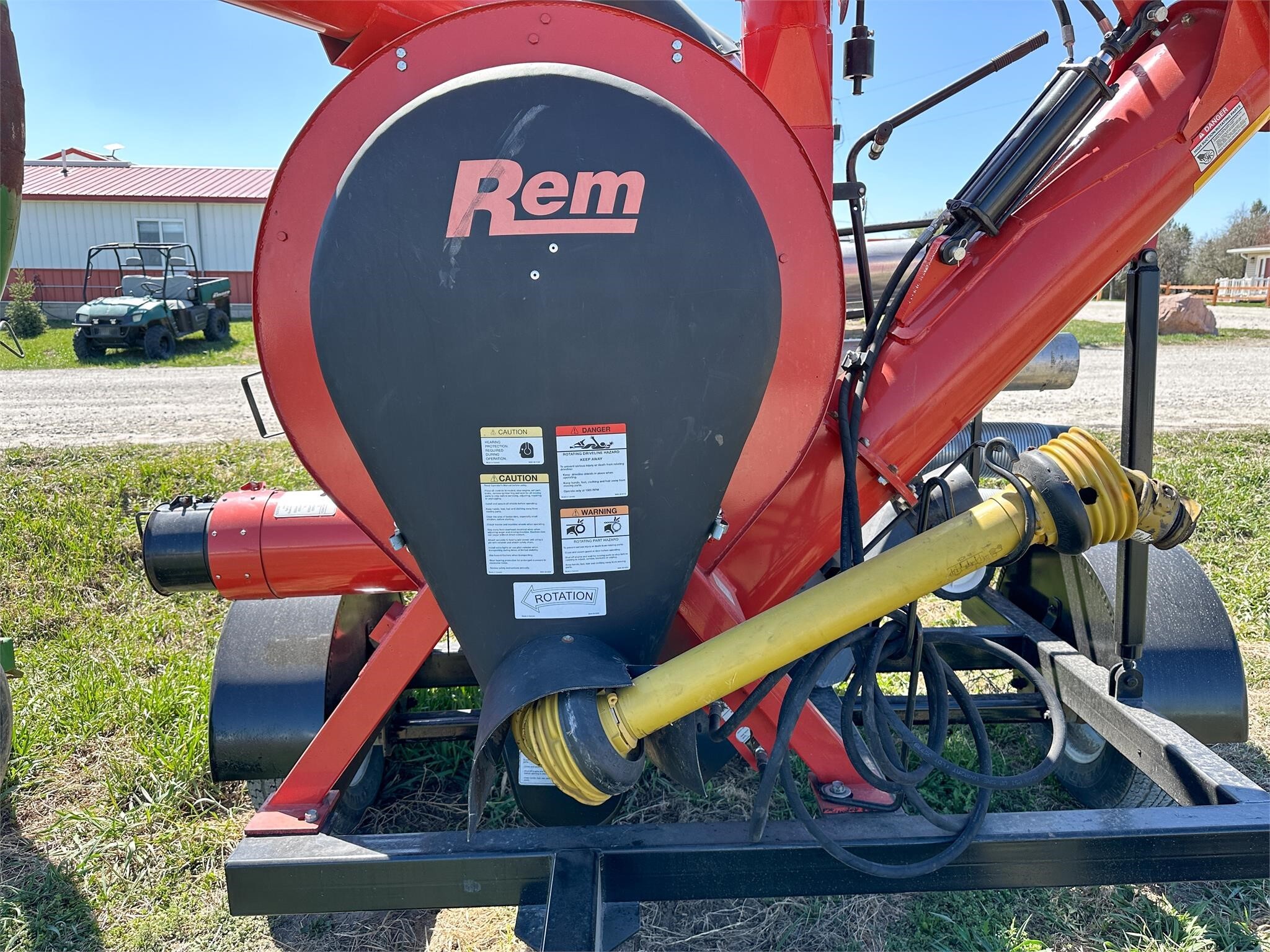 2011 Rem 2700 Grain Vac