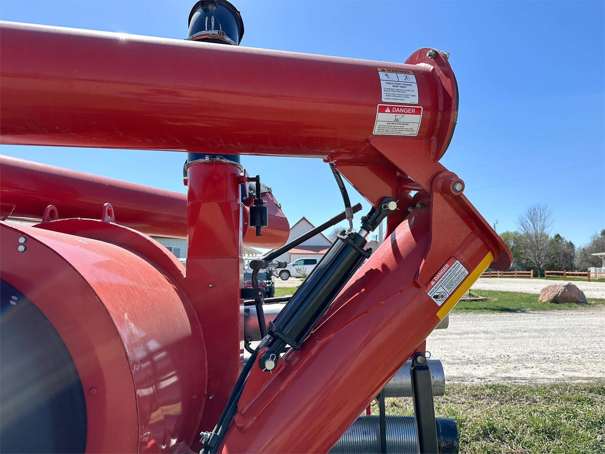 2011 Rem 2700 Grain Vac