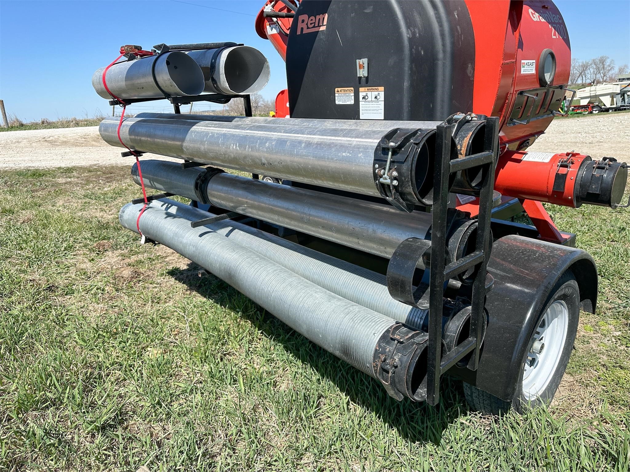 2011 Rem 2700 Grain Vac