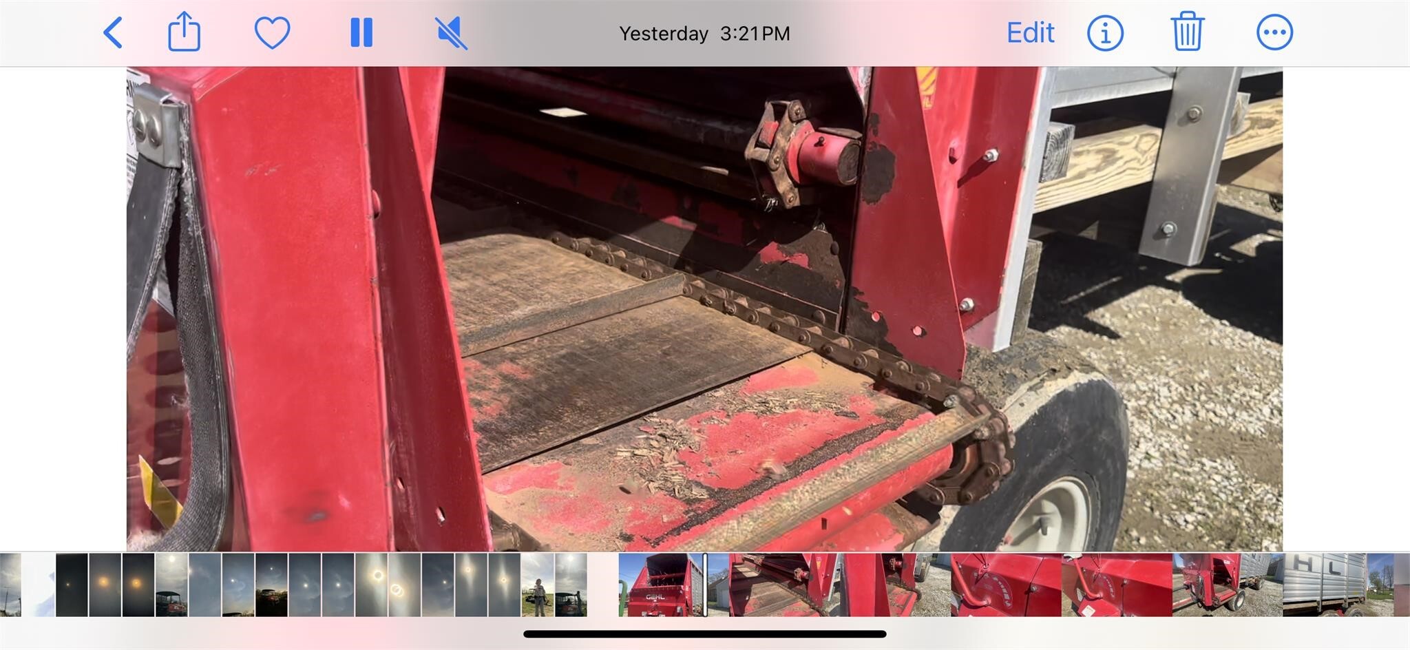  Gehl 980 Forage Wagon