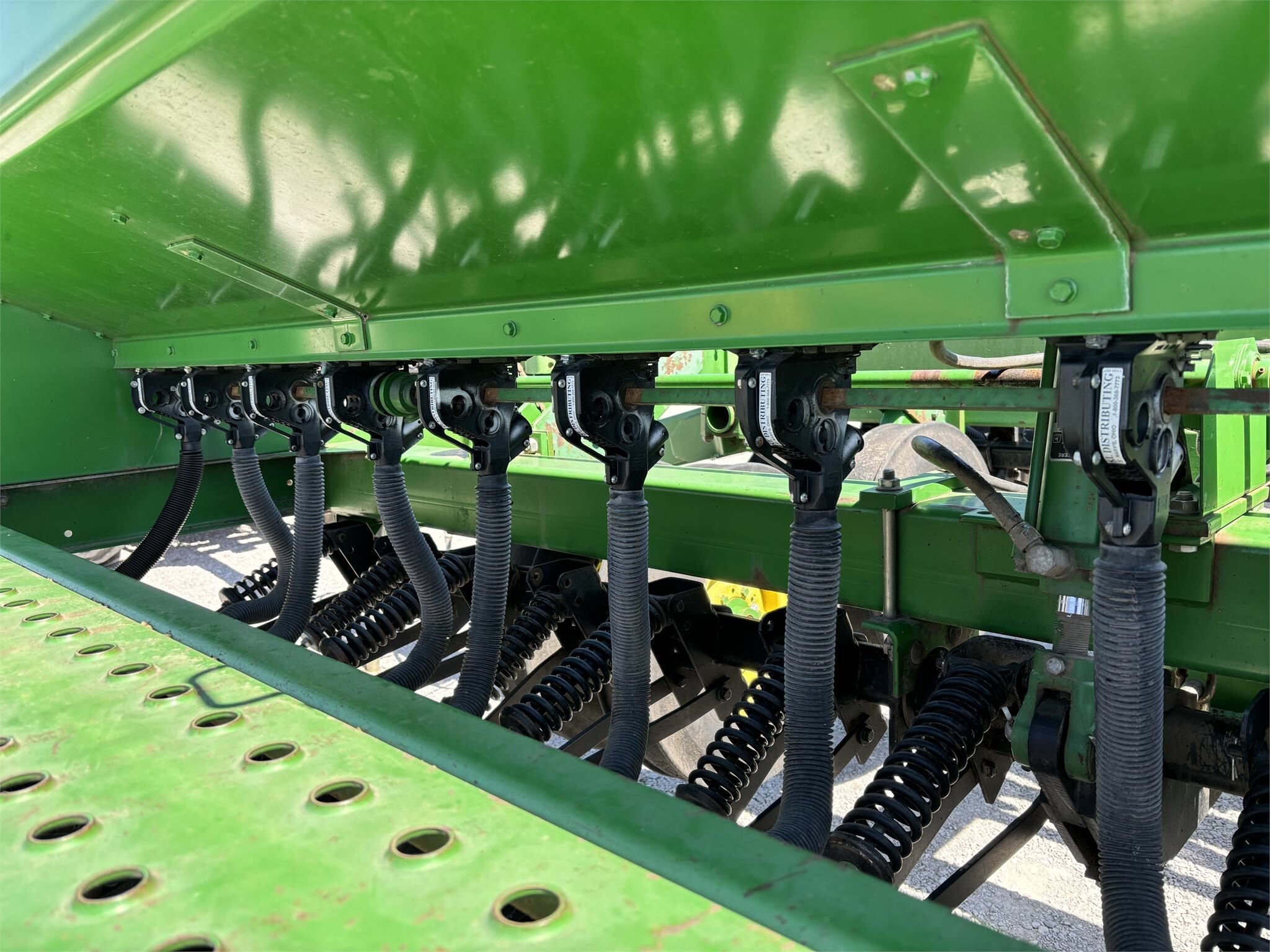 John Deere 455 Drill 12,500 Machinery Pete