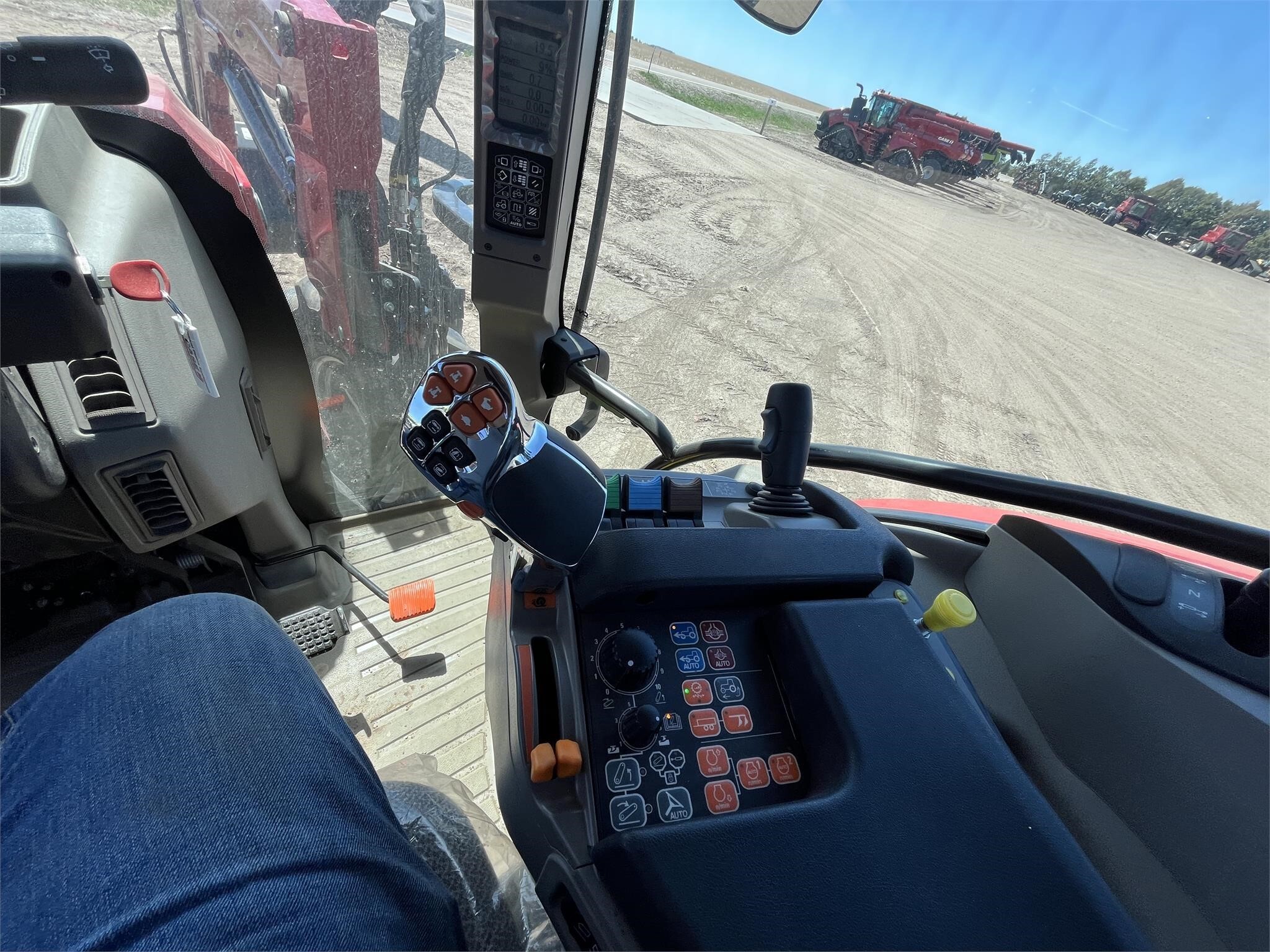 2023 Case IH VESTRUM 100 Tractor