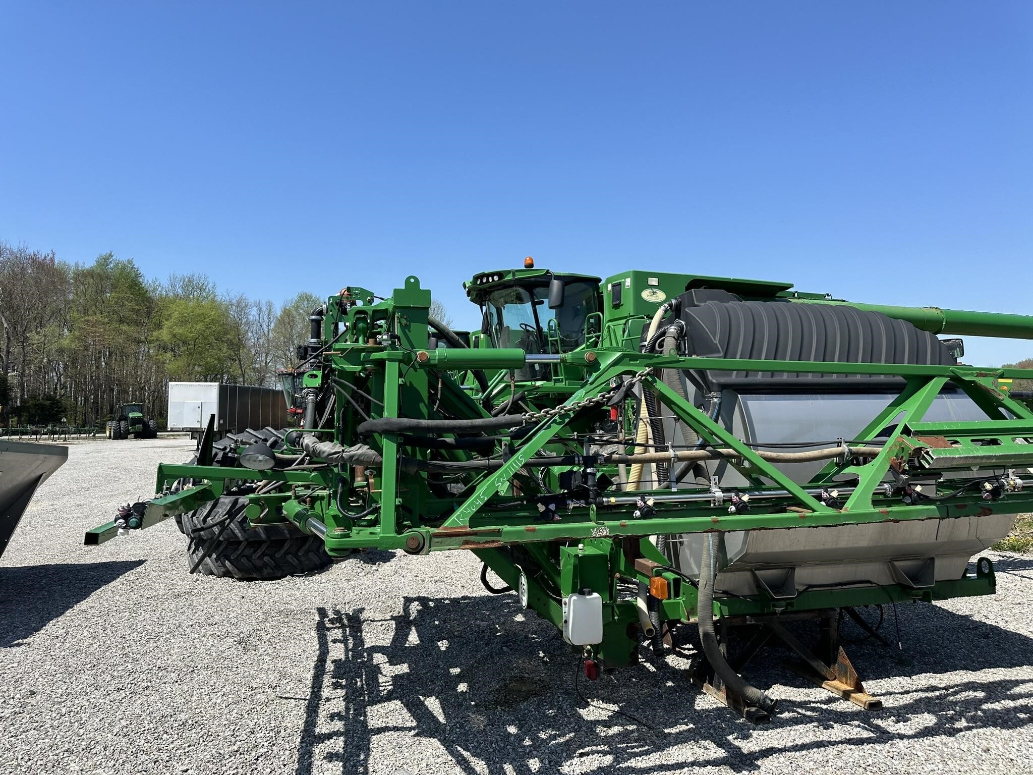  John Deere R4045 Self-Propelled Sprayer