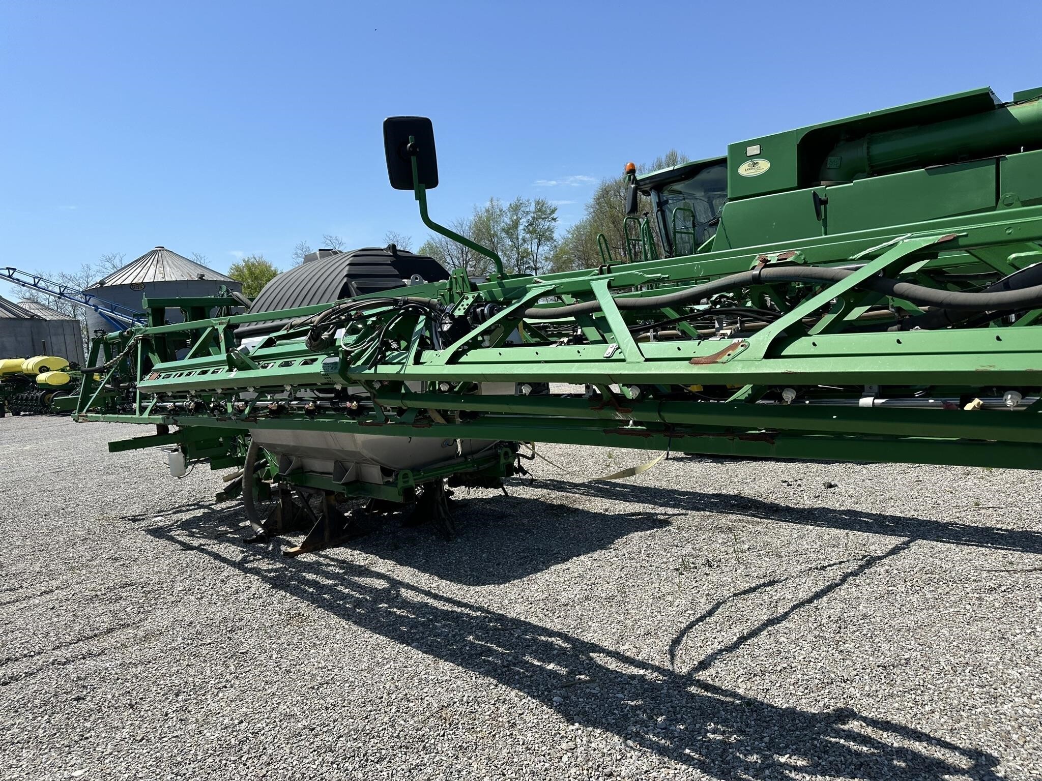  John Deere R4045 Self-Propelled Sprayer