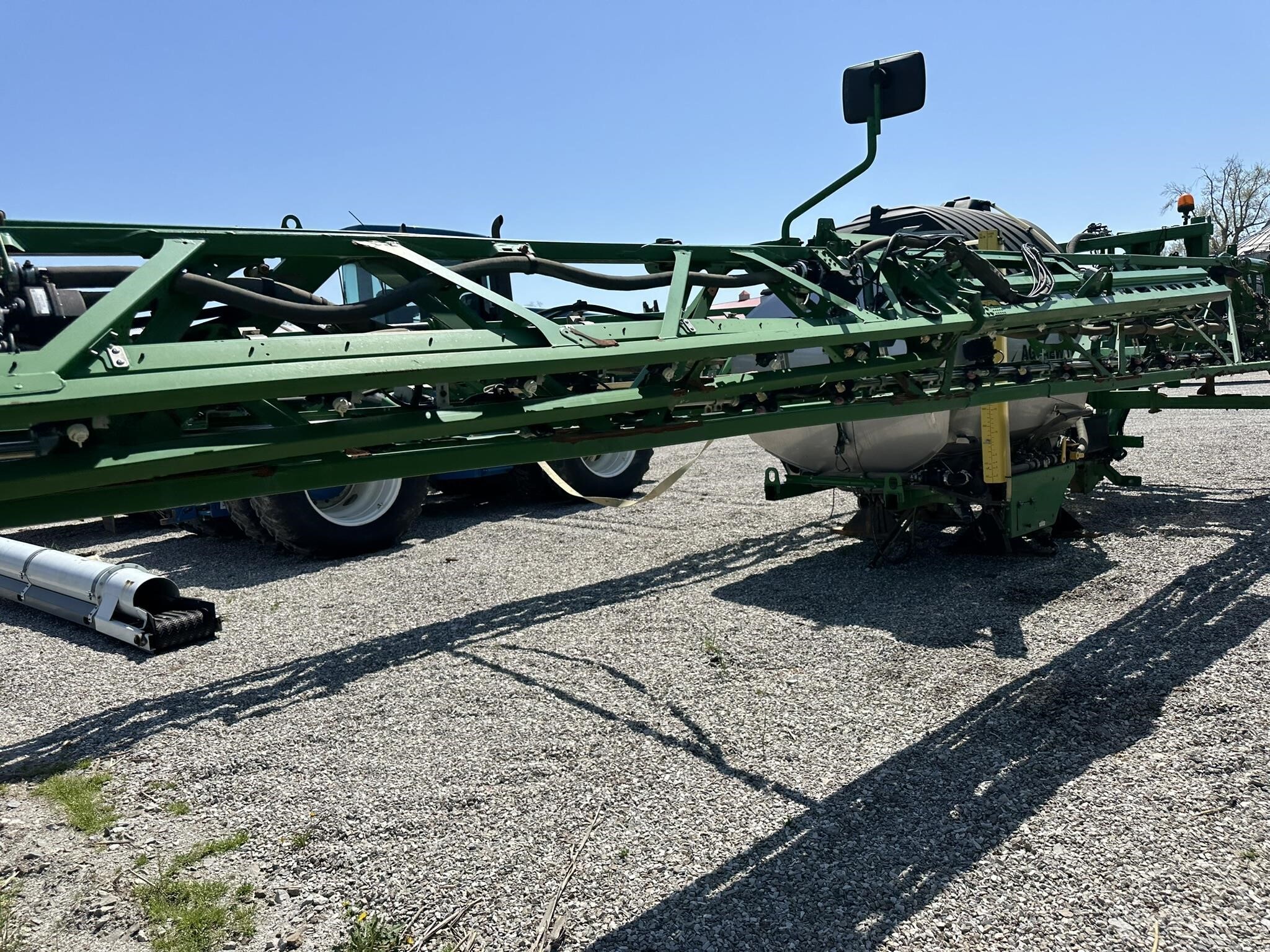  John Deere R4045 Self-Propelled Sprayer