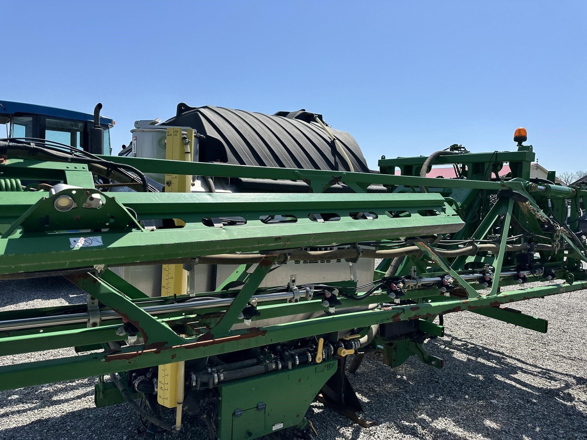  John Deere R4045 Self-Propelled Sprayer