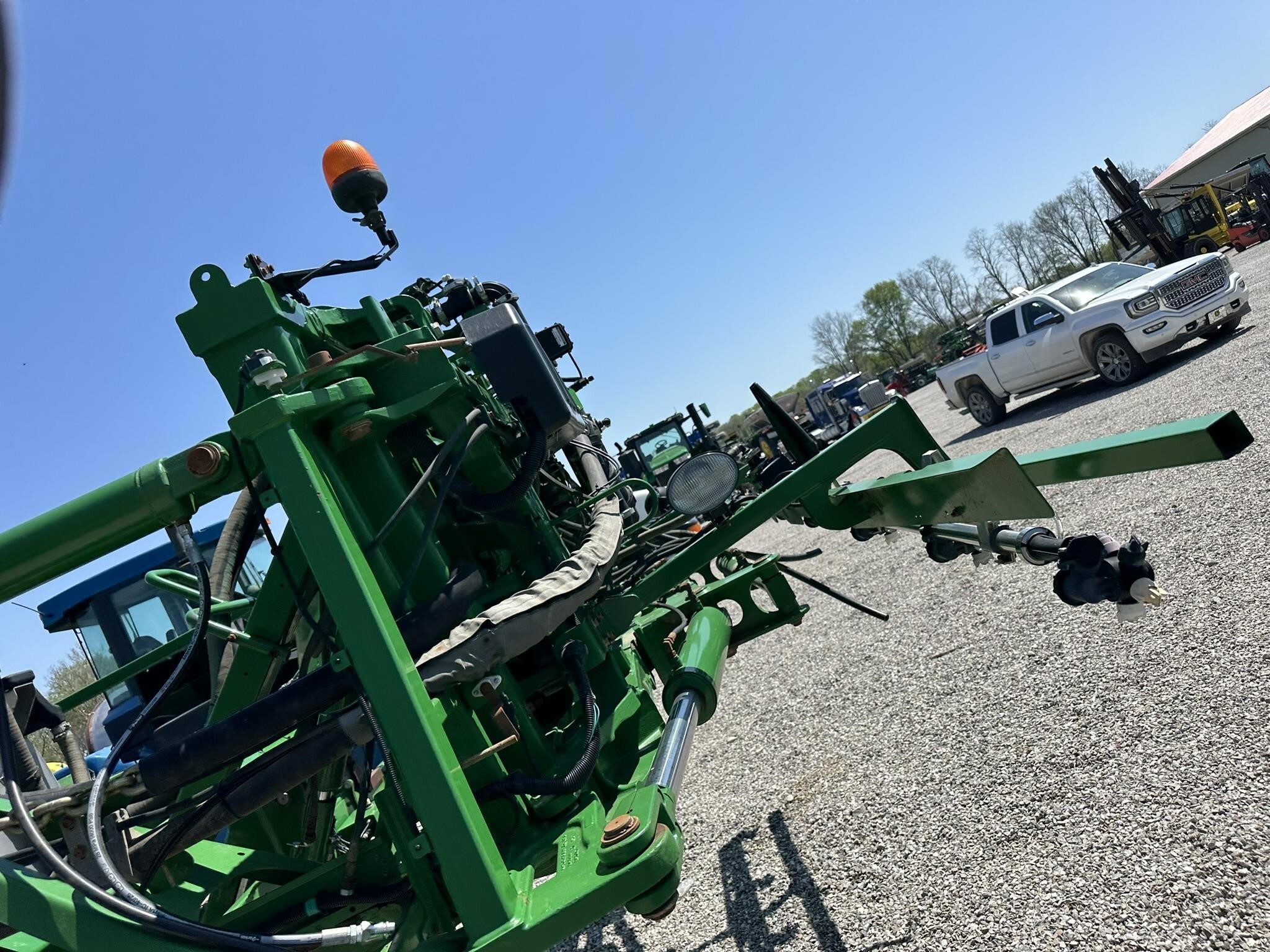  John Deere R4045 Self-Propelled Sprayer