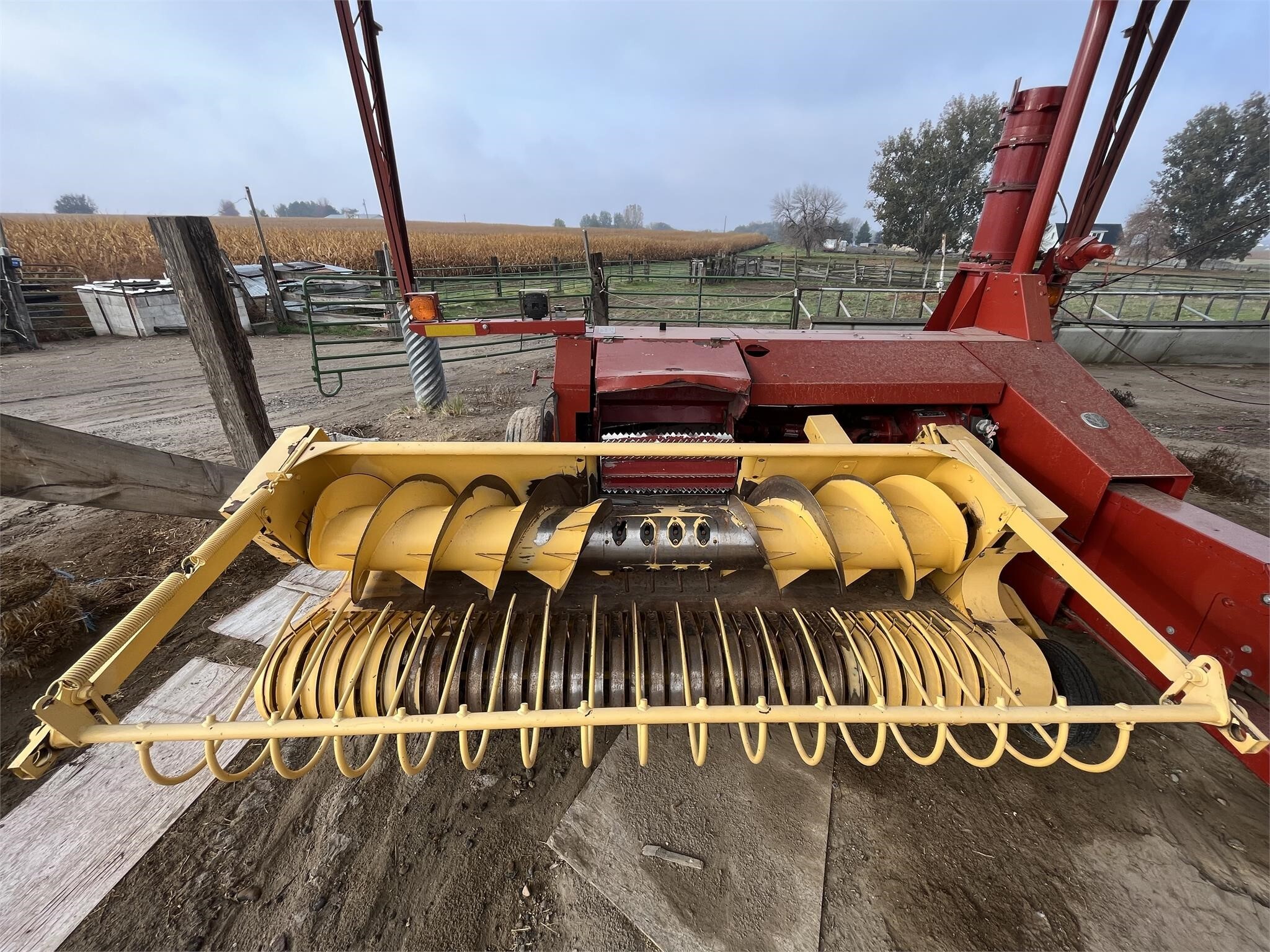 2012 New Holland FP240 Pull-Type Forage Harvester