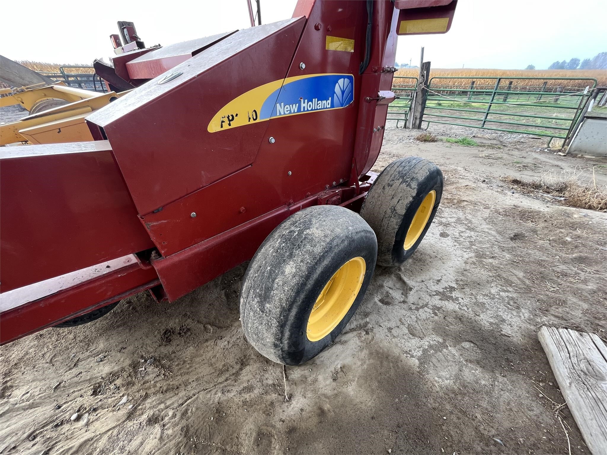 2012 New Holland FP240 Pull-Type Forage Harvester