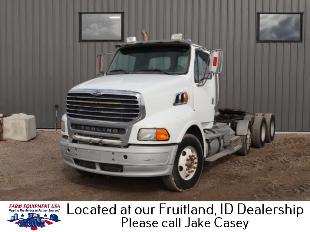 2008 Sterling LT9500 Semi Trucks/Trailer