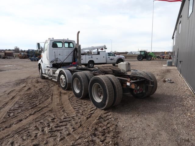 2008 Sterling LT9500 Semi Trucks/Trailer