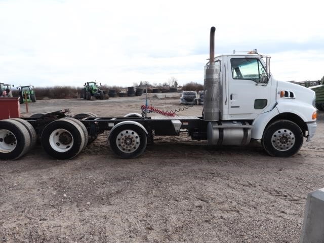 2008 Sterling LT9500 Semi Trucks/Trailer