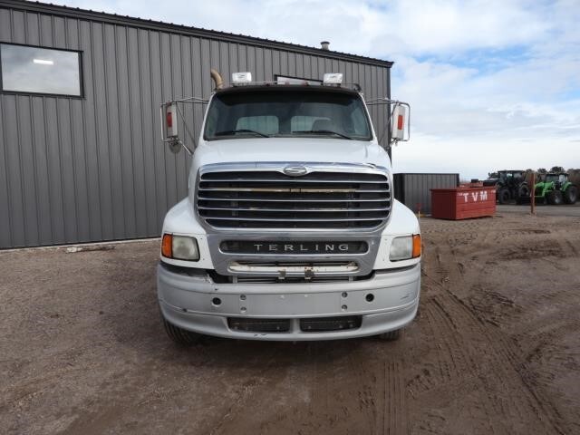 2008 Sterling LT9500 Semi Trucks/Trailer