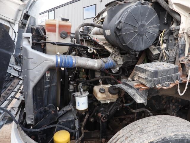 2008 Sterling LT9500 Semi Trucks/Trailer