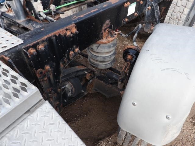 2008 Sterling LT9500 Semi Trucks/Trailer