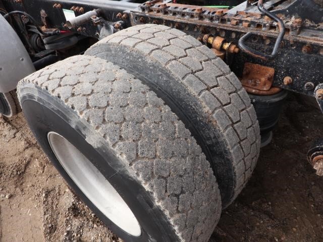 2008 Sterling LT9500 Semi Trucks/Trailer