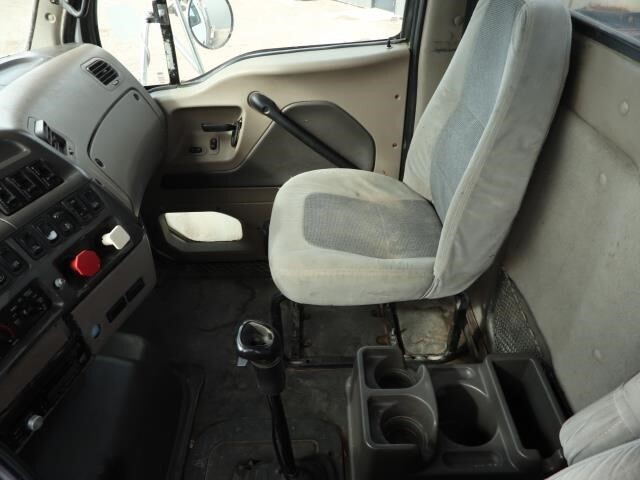 2008 Sterling LT9500 Semi Trucks/Trailer