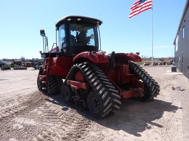 2016 Versatile 550DT Tractor
