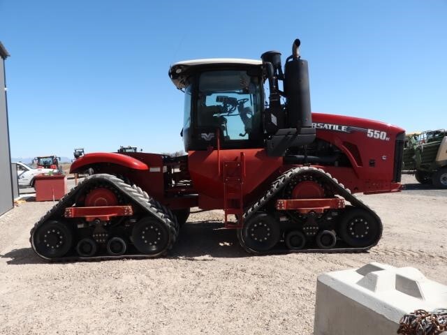 2016 Versatile 550DT Tractor