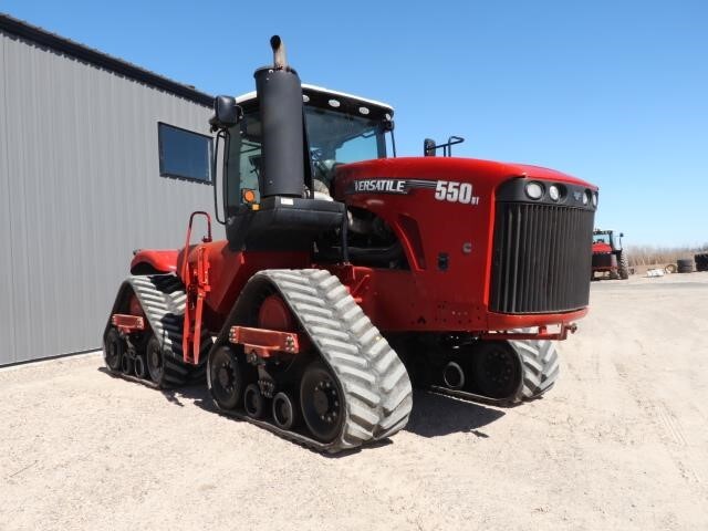 2016 Versatile 550DT Tractor