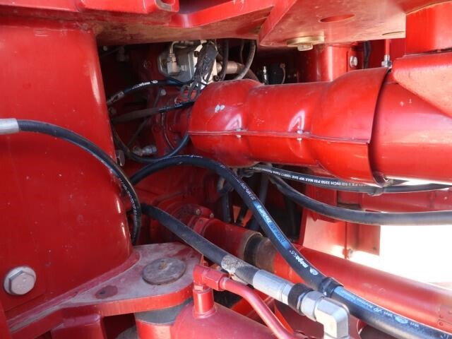 2016 Versatile 550DT Tractor