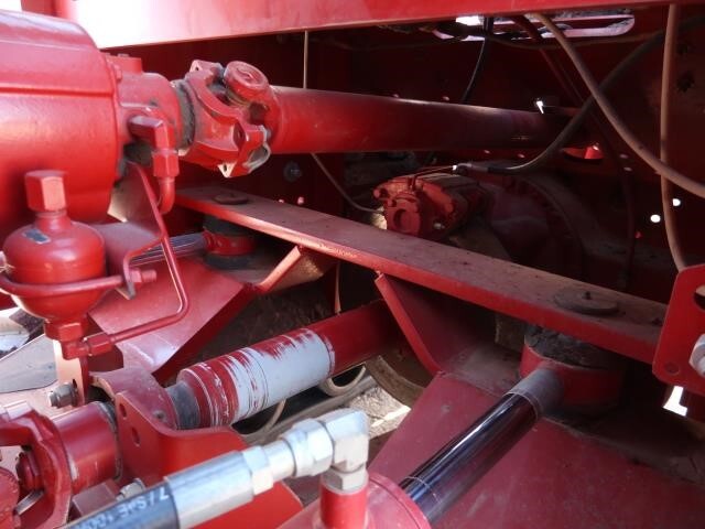 2016 Versatile 550DT Tractor