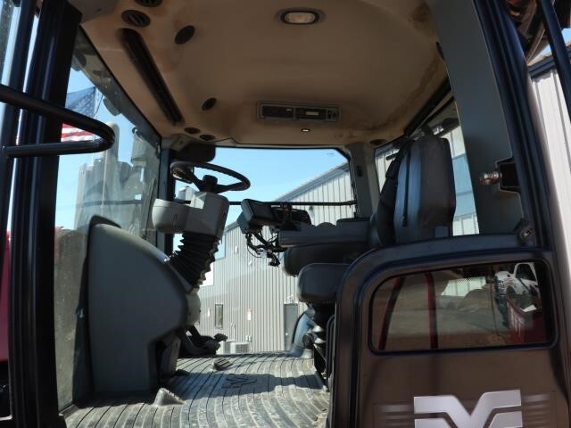 2016 Versatile 550DT Tractor