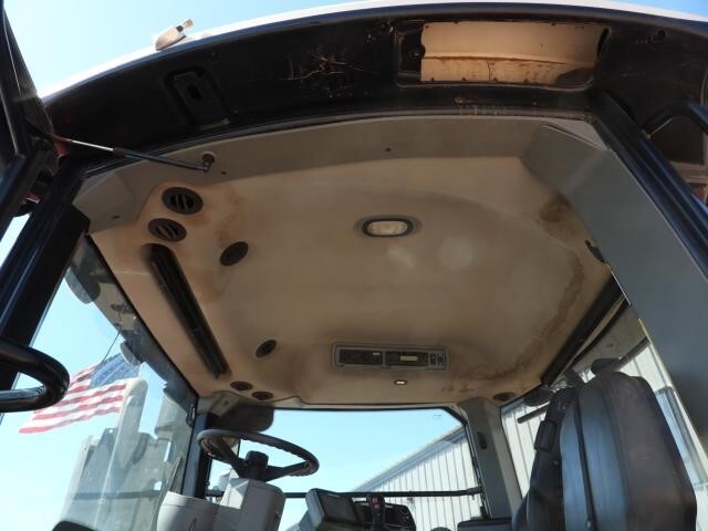 2016 Versatile 550DT Tractor