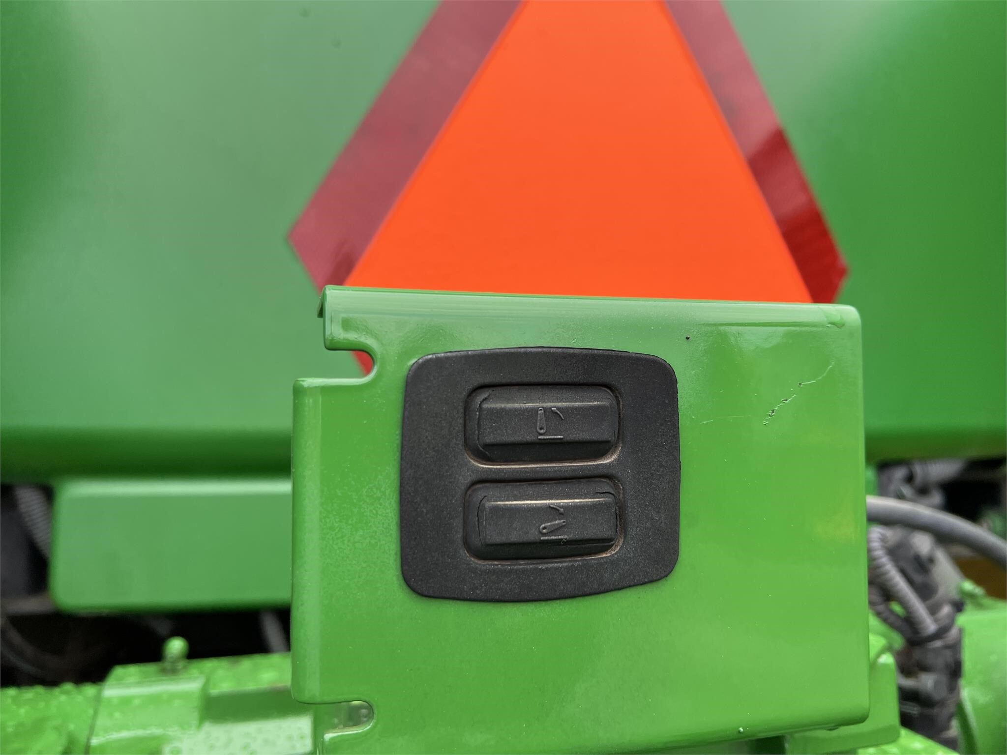 2013 John Deere 8285R Tractor