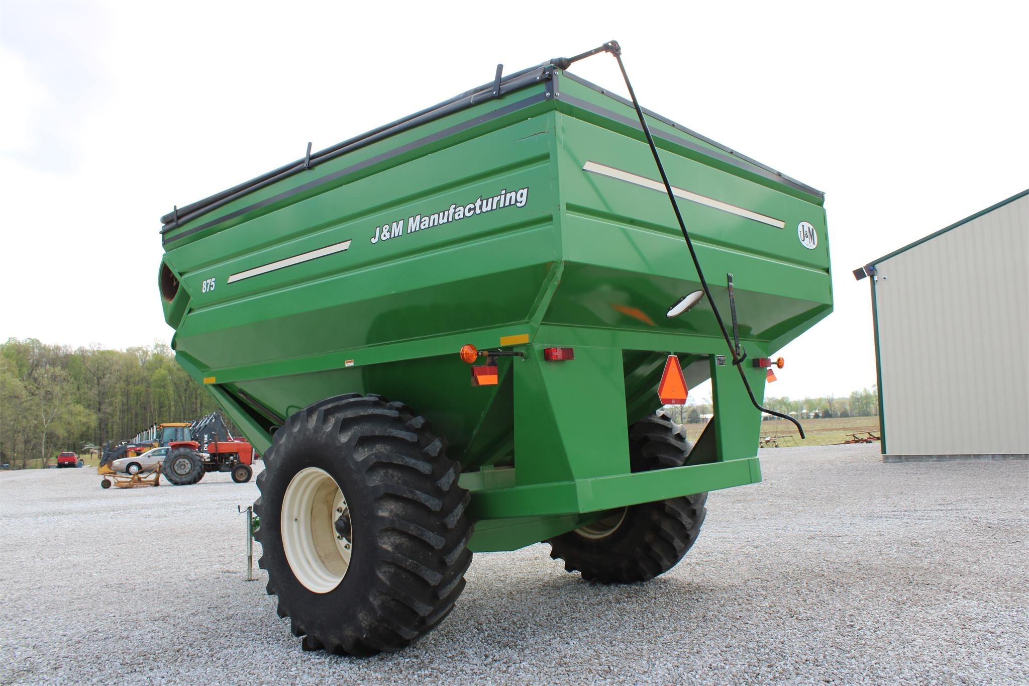  J&M 875-18 Grain Cart