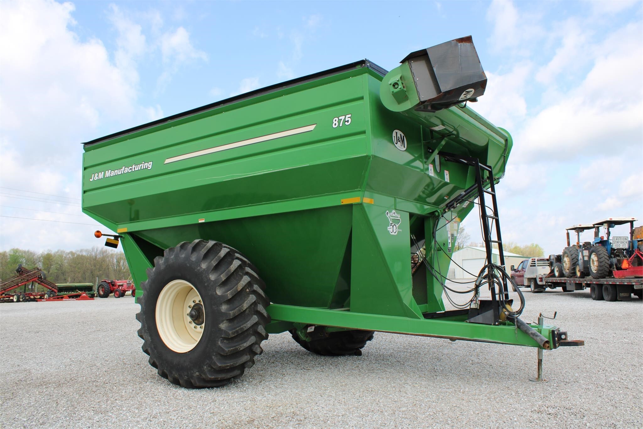  J&M 875-18 Grain Cart
