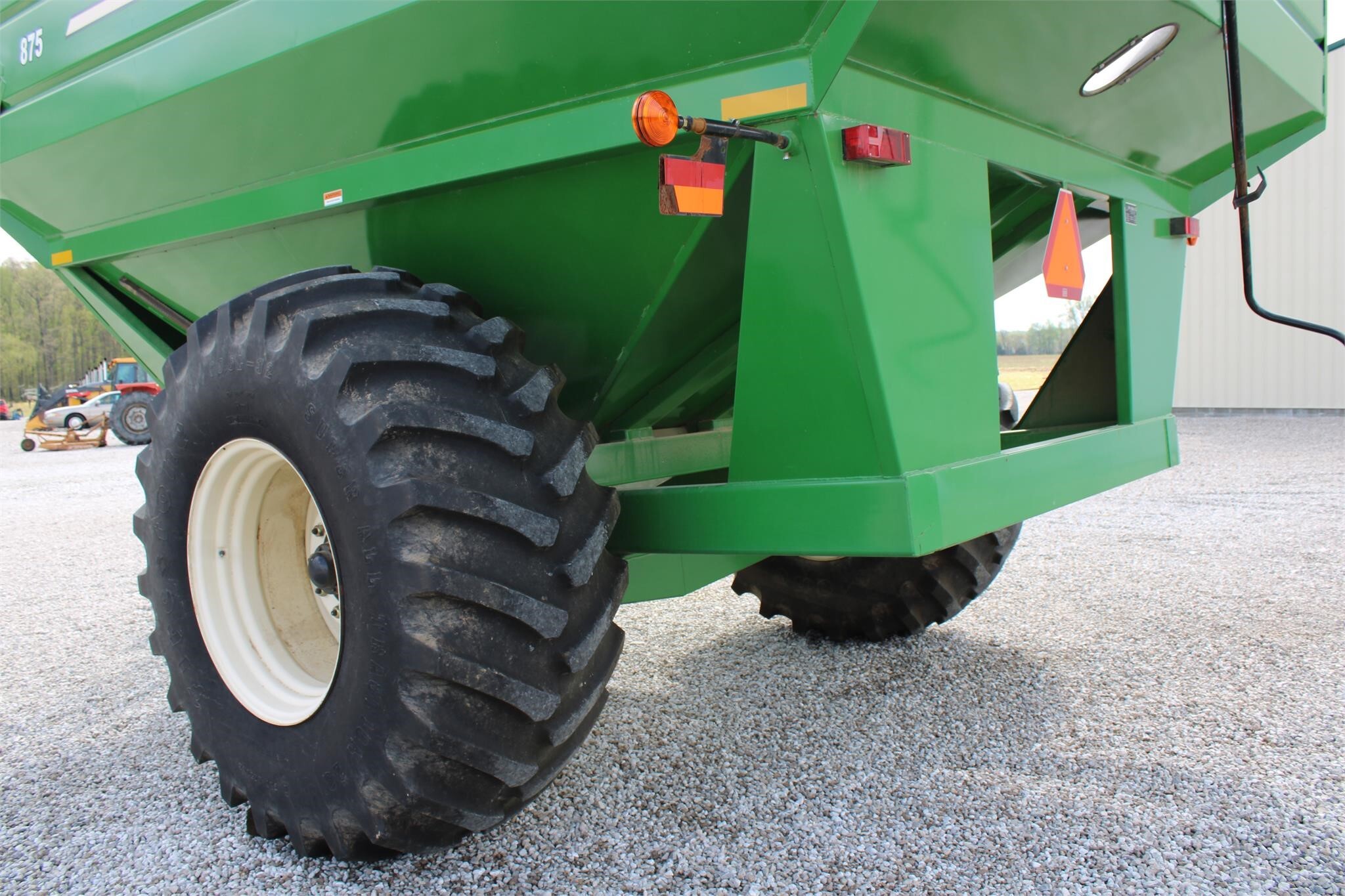  J&M 875-18 Grain Cart