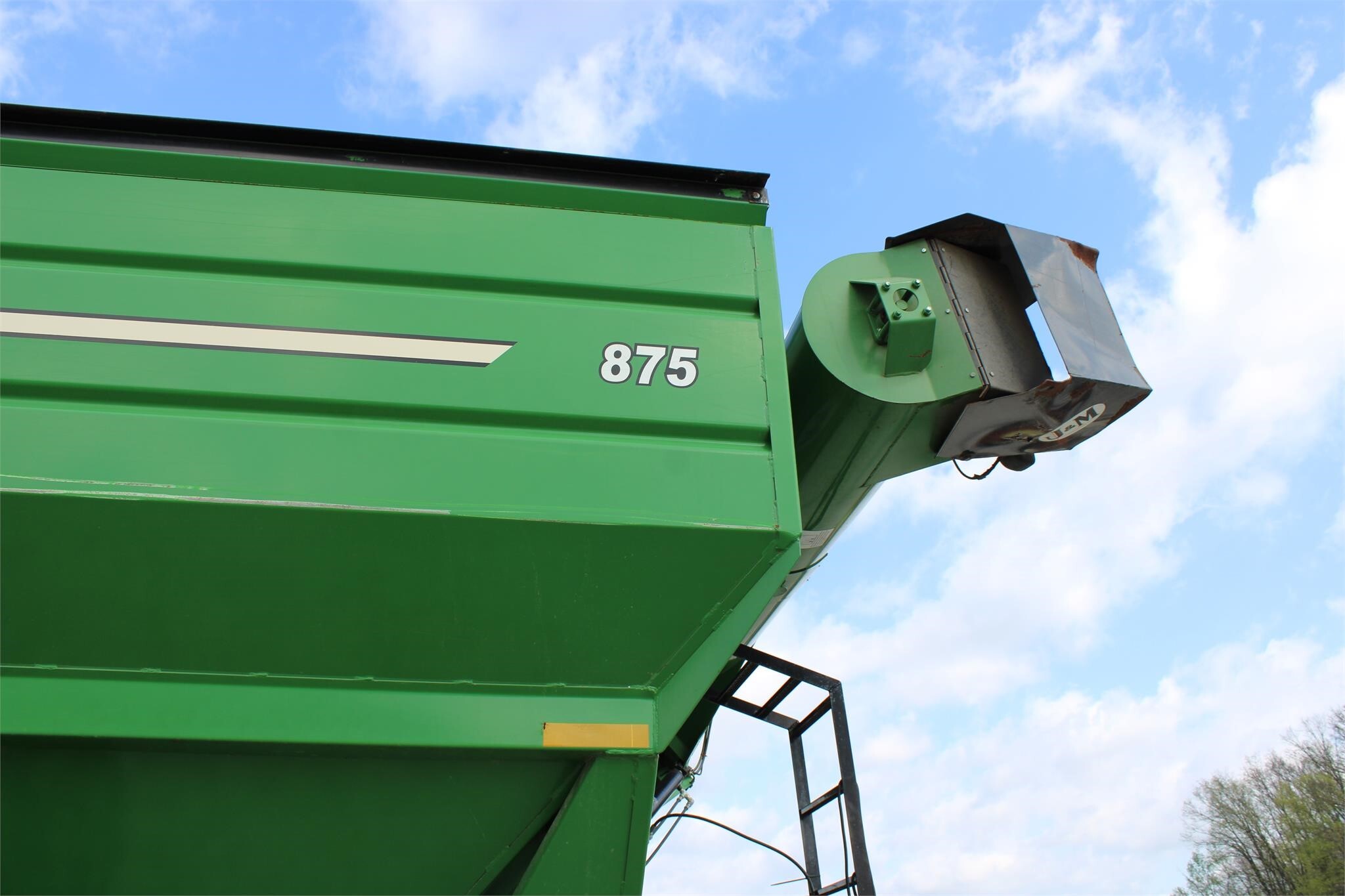  J&M 875-18 Grain Cart