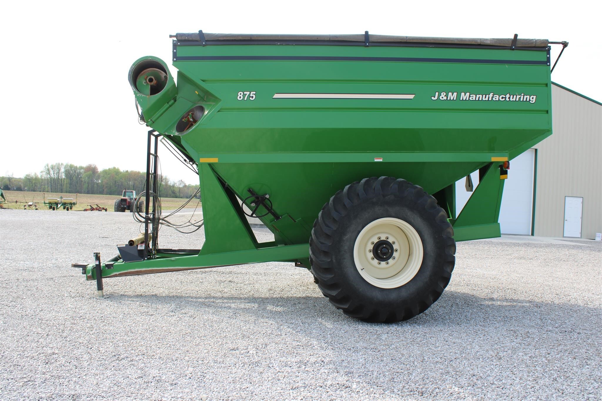 2011 J&M 875-18 Grain Cart