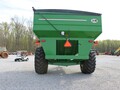 2011 J&M 875-18 Grain Cart