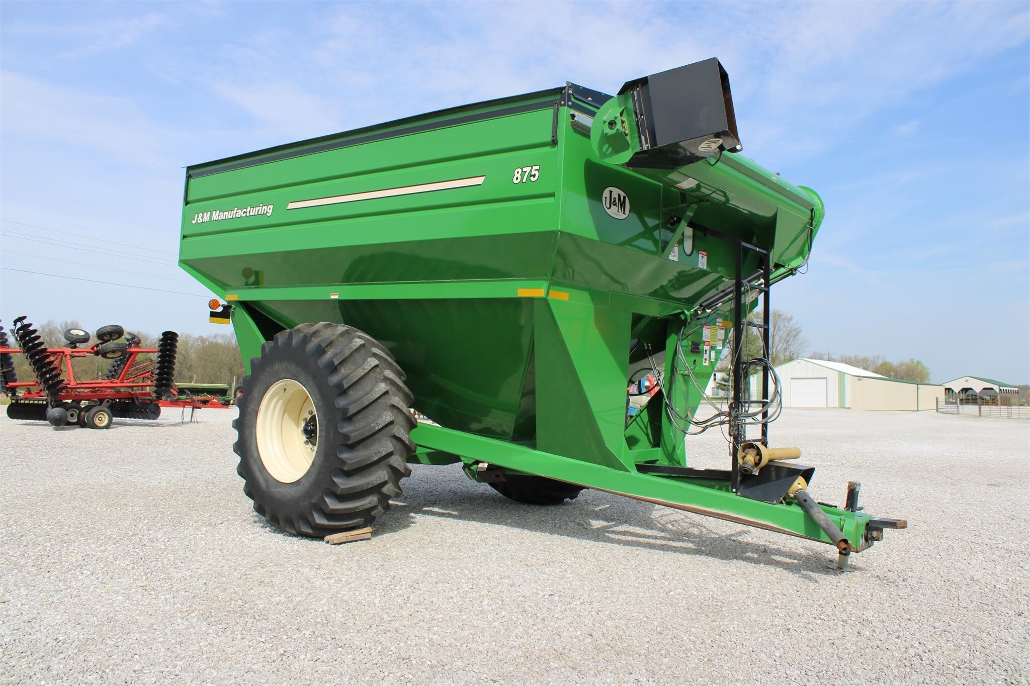 2011 J&M 875-18 Grain Cart