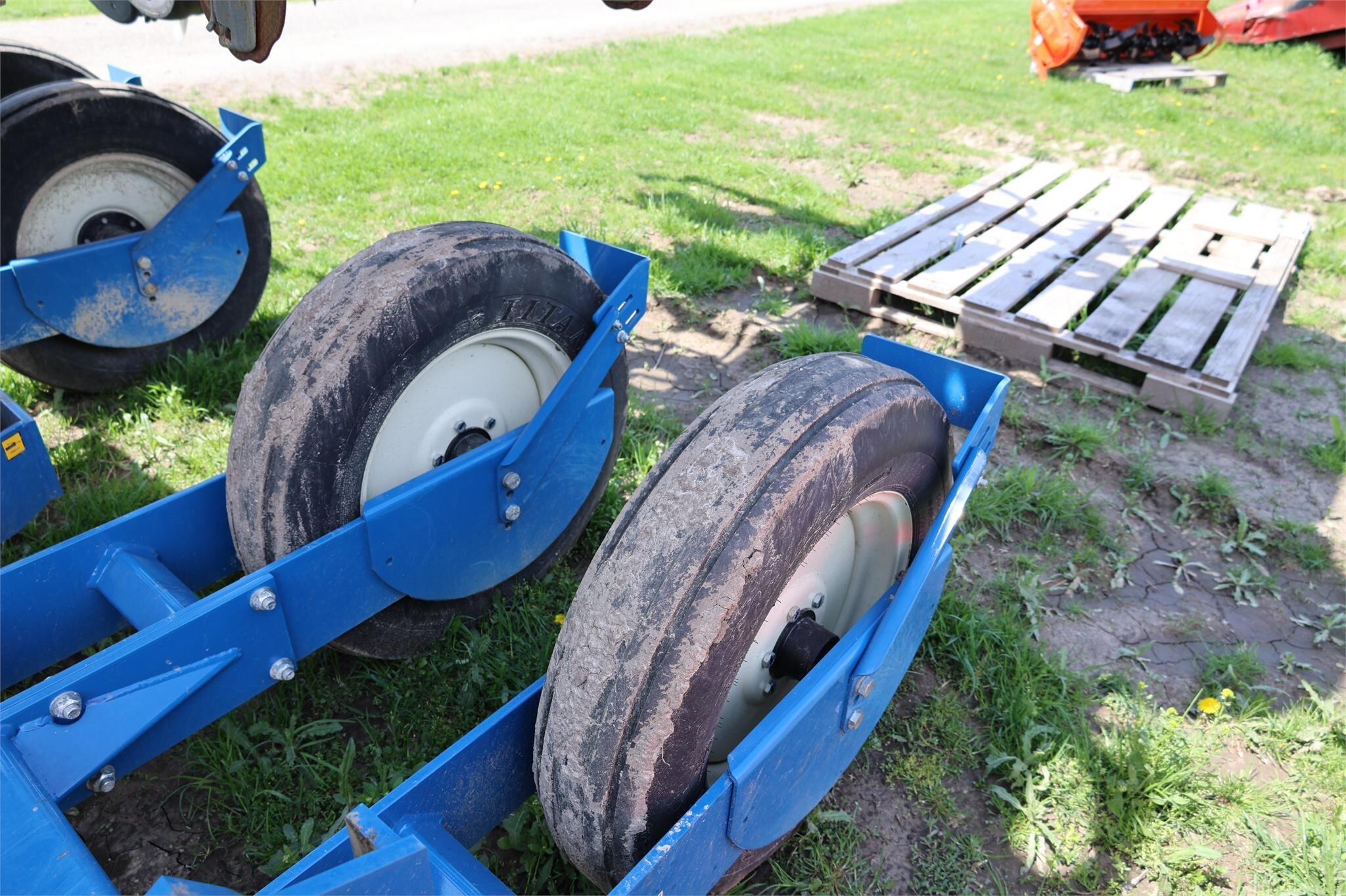 2021 Kinze 3505 Planter