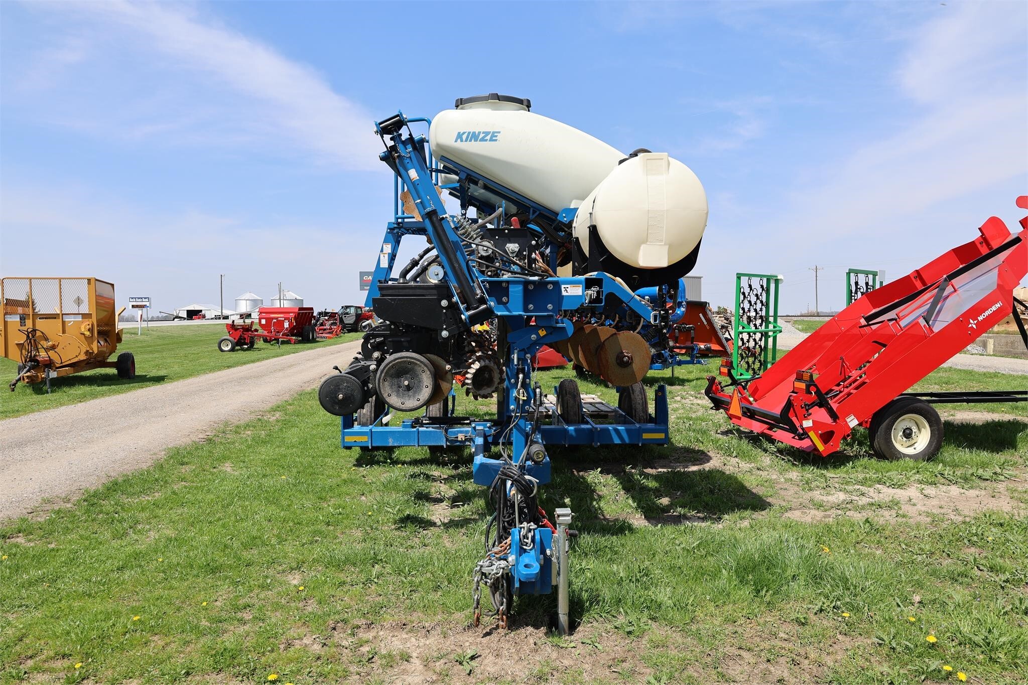 2021 Kinze 3505 Planter