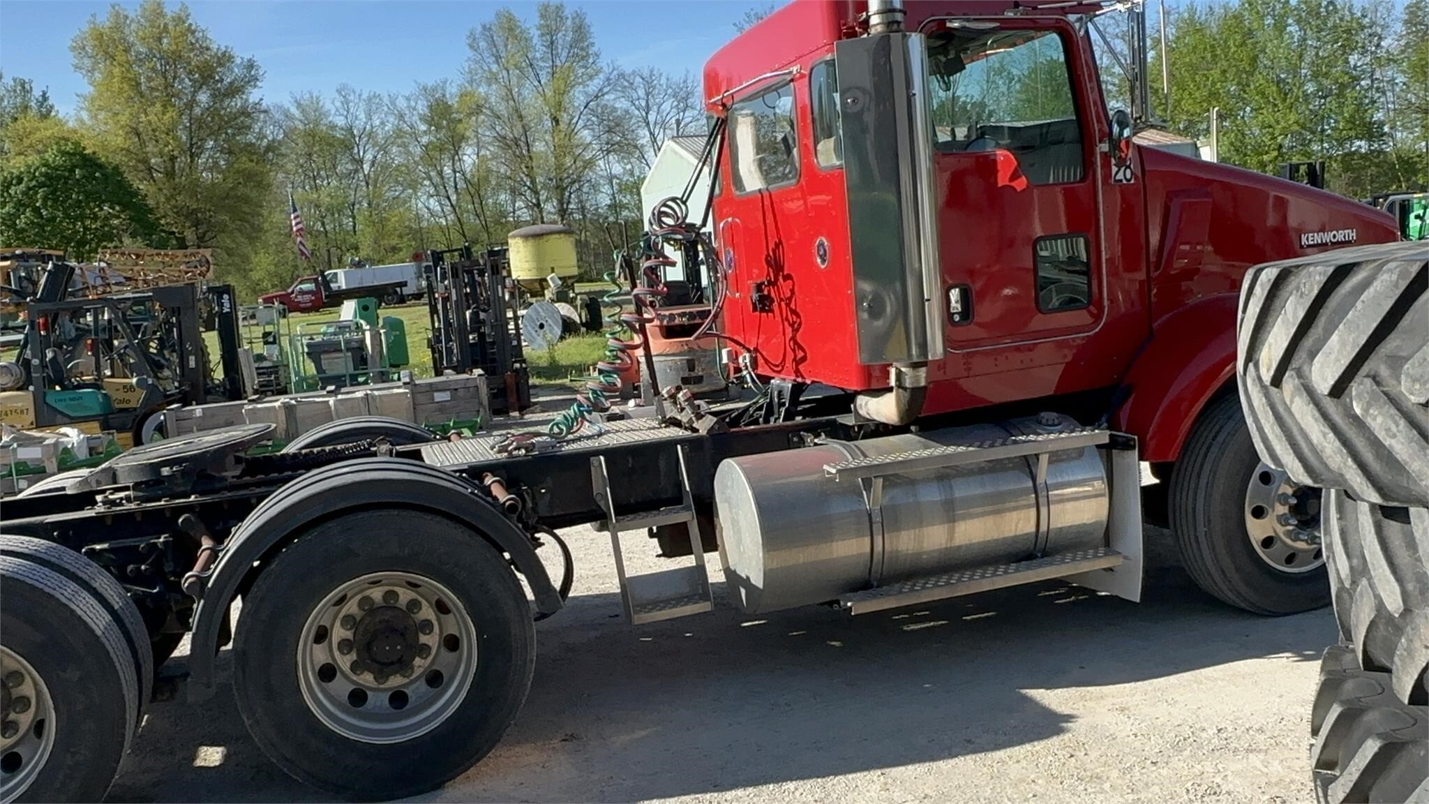 2005 Kenworth T800 Grain Truck - $49,000 | Machinery Pete