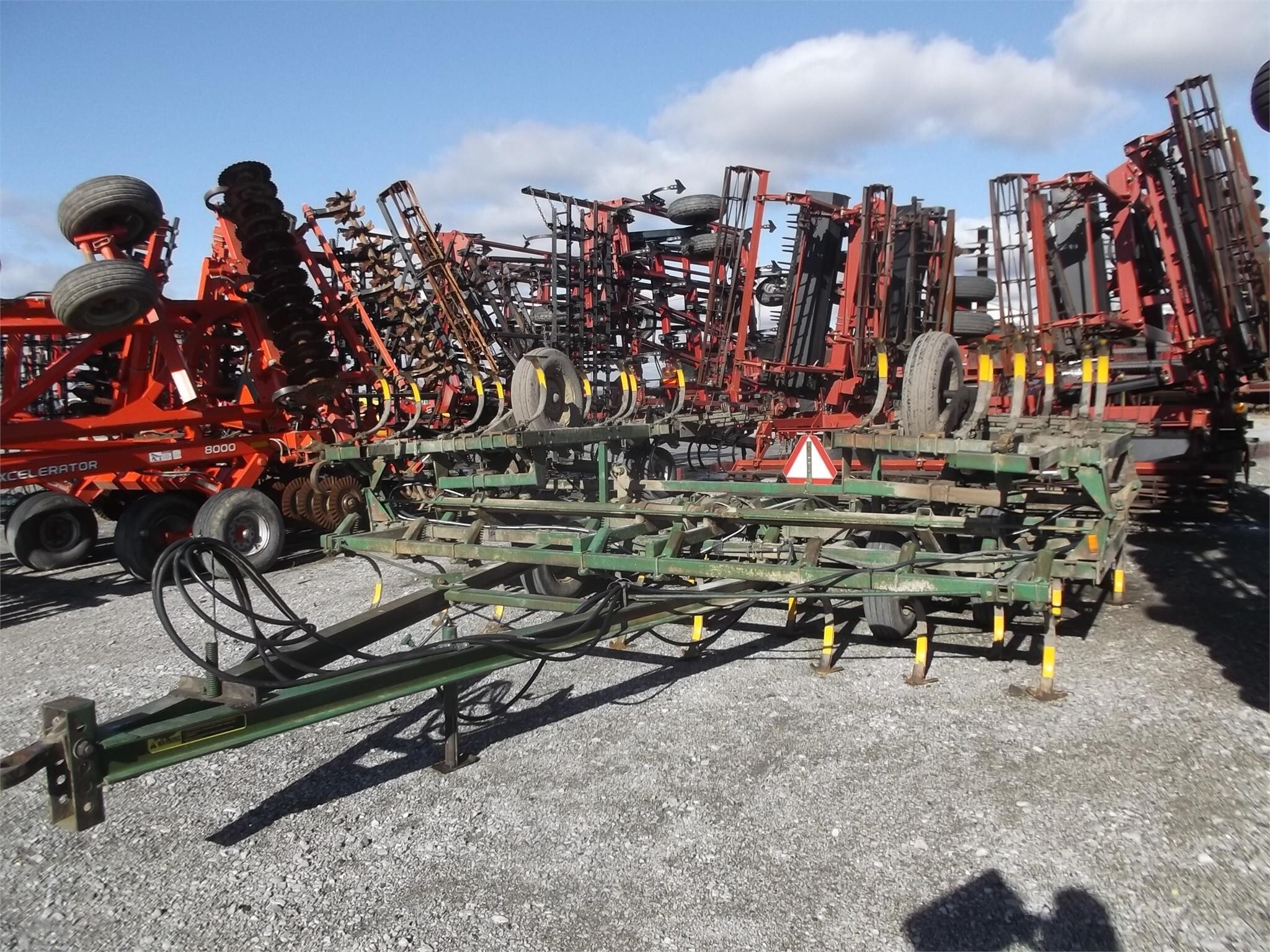  John Deere 1010 Field Cultivator