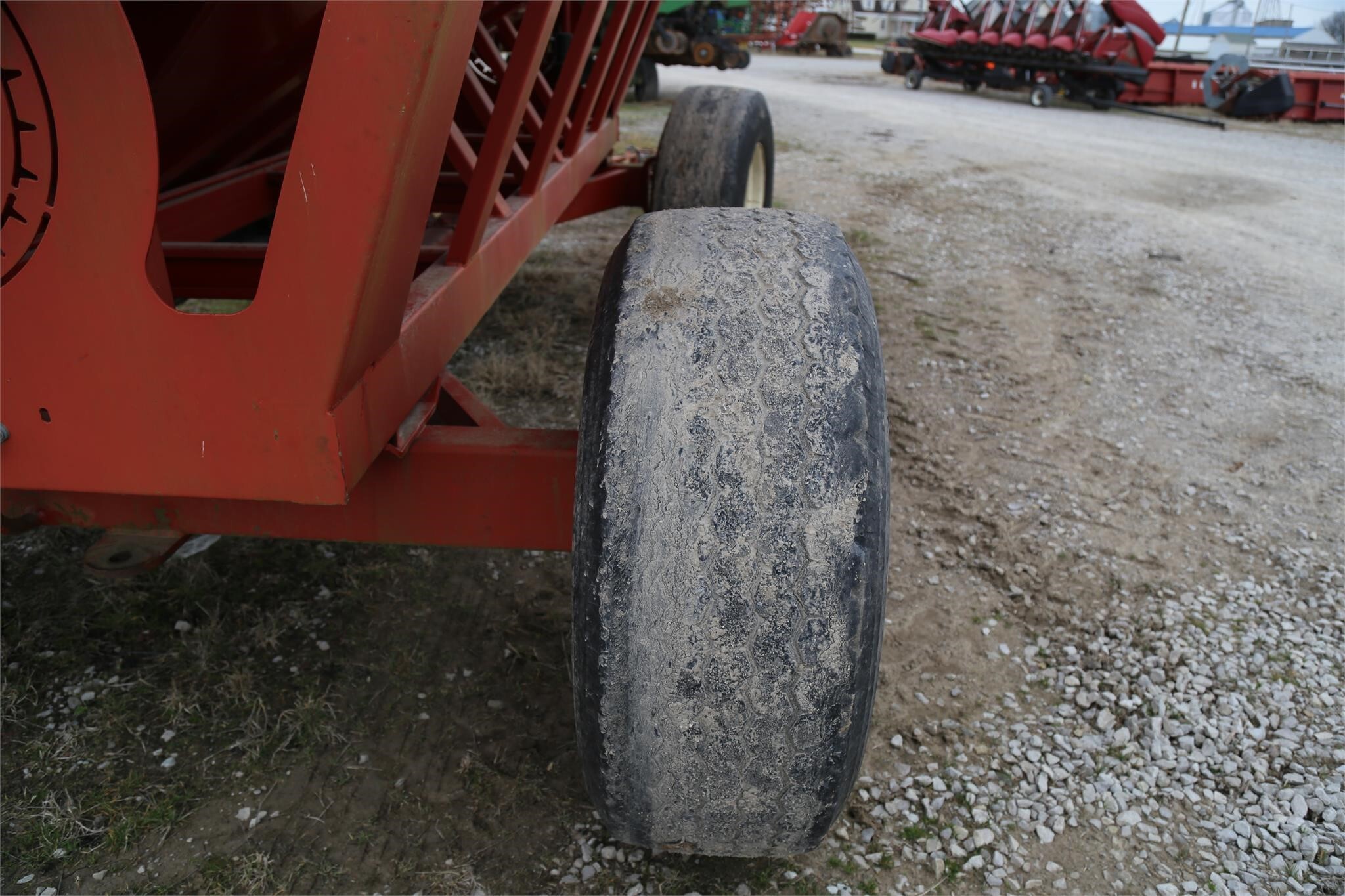 2000 Unverferth 430 Gravity Wagon