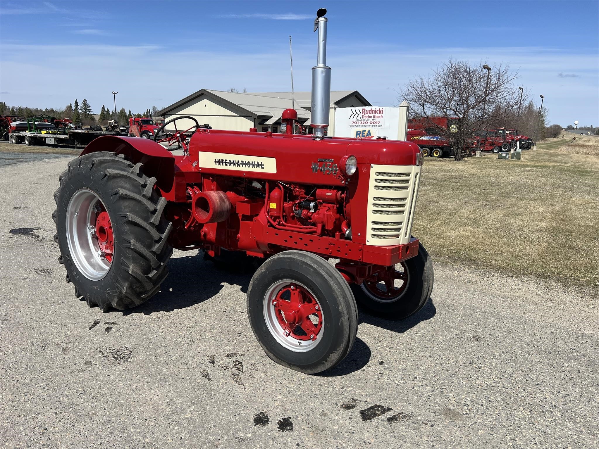 1957 International 450 Tractor