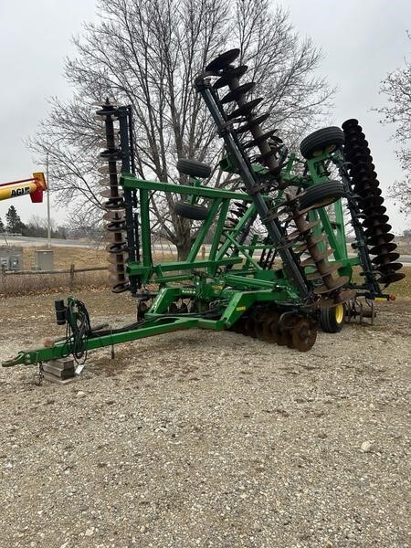 2003 John Deere 637 Disk