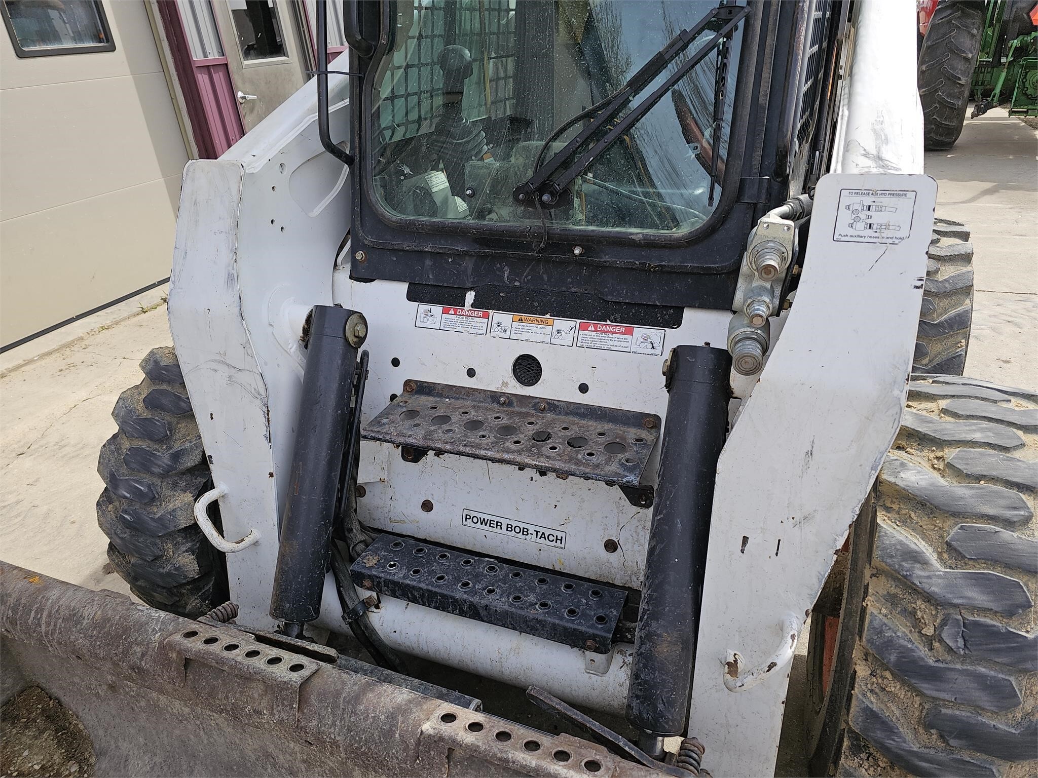 2010 Bobcat S300 Skid Steer
