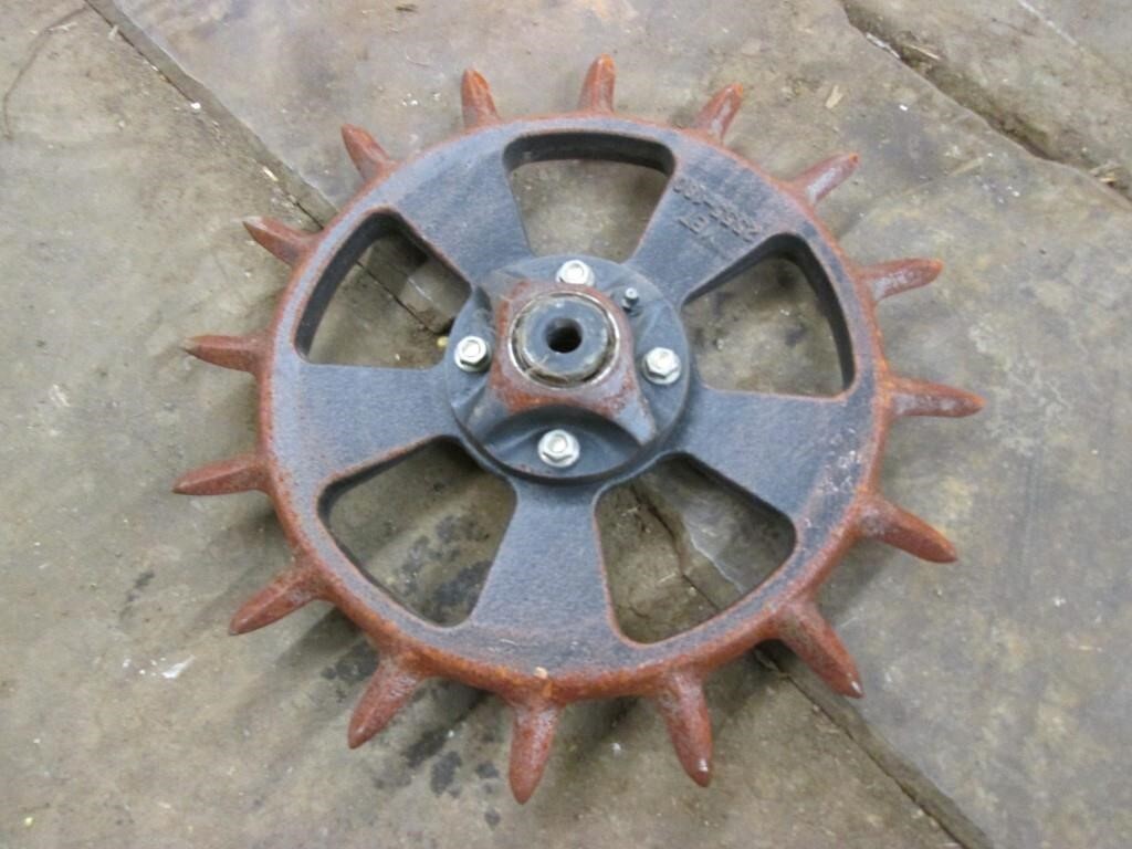  Yetter Closing Wheels Miscellaneous